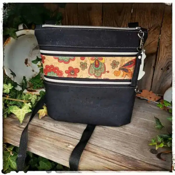 kurk cross body tas met 3 ritsen