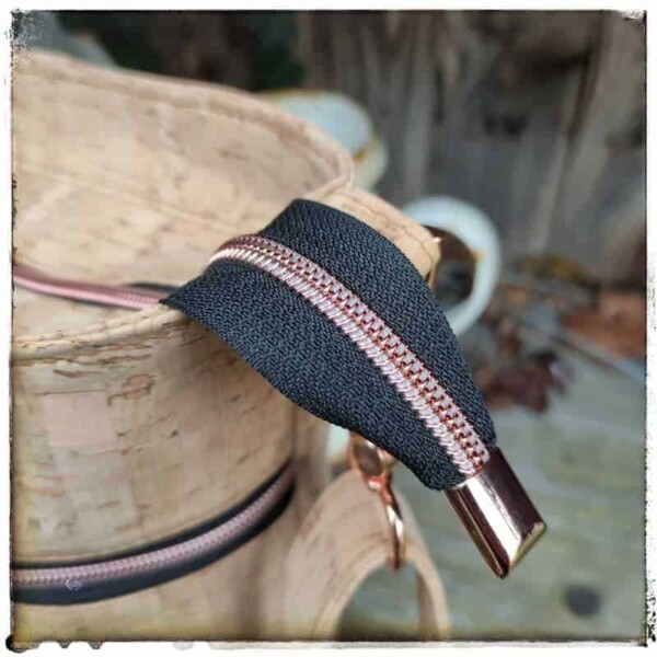 schoudertas naturel kurk detail