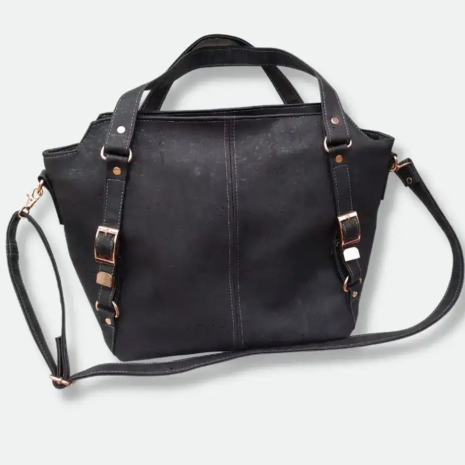 schoudertas zwart kurk achterkant Kurk schoudertas zwart