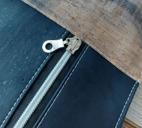 Close up schoudertas denim look Close up schoudertas denim look