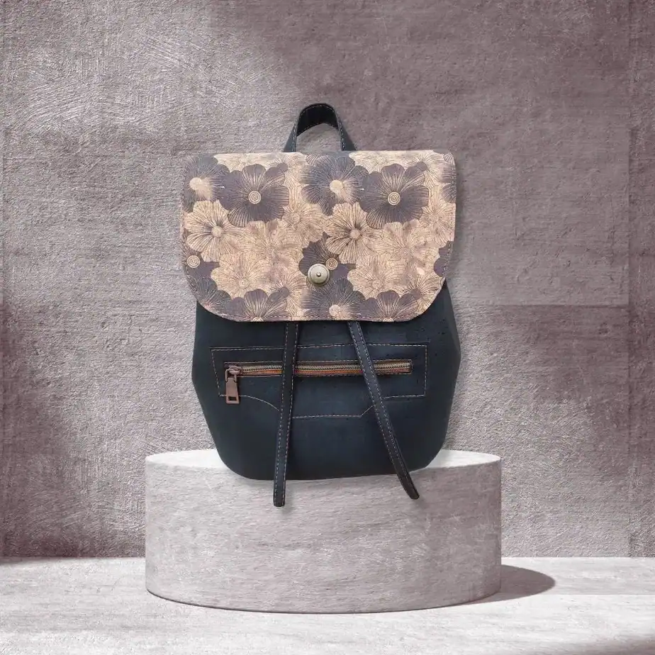 rugtas zwart met klep rugtas zwart kurk met klep