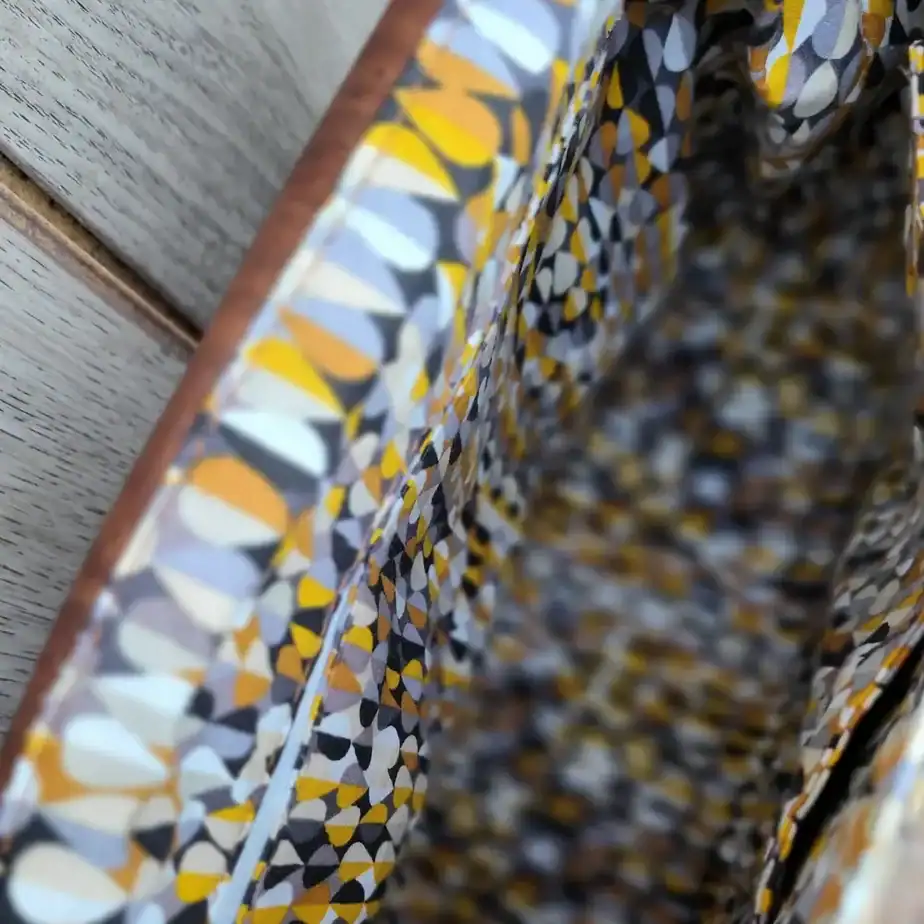 schoudertas bruin met blauw binnenkant Schoudertas bruin kurk voor dames binnenkant