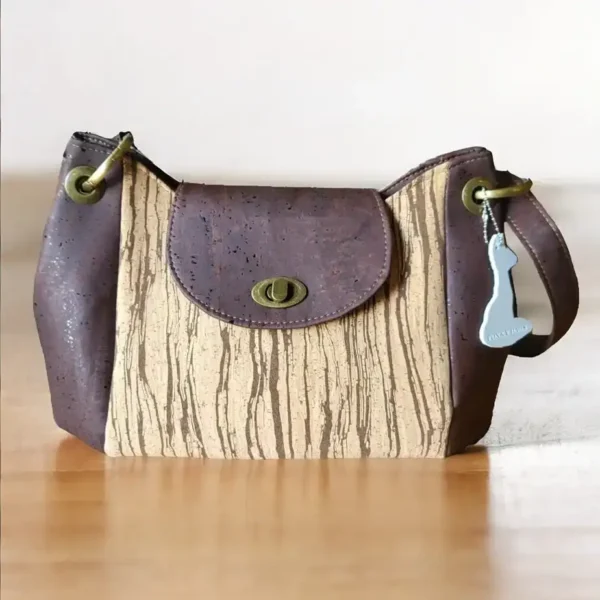 Stijlvolle schoudertas voor dames- bruin met strepen Stijlvolle schoudertas voor dames- bruin met strepen