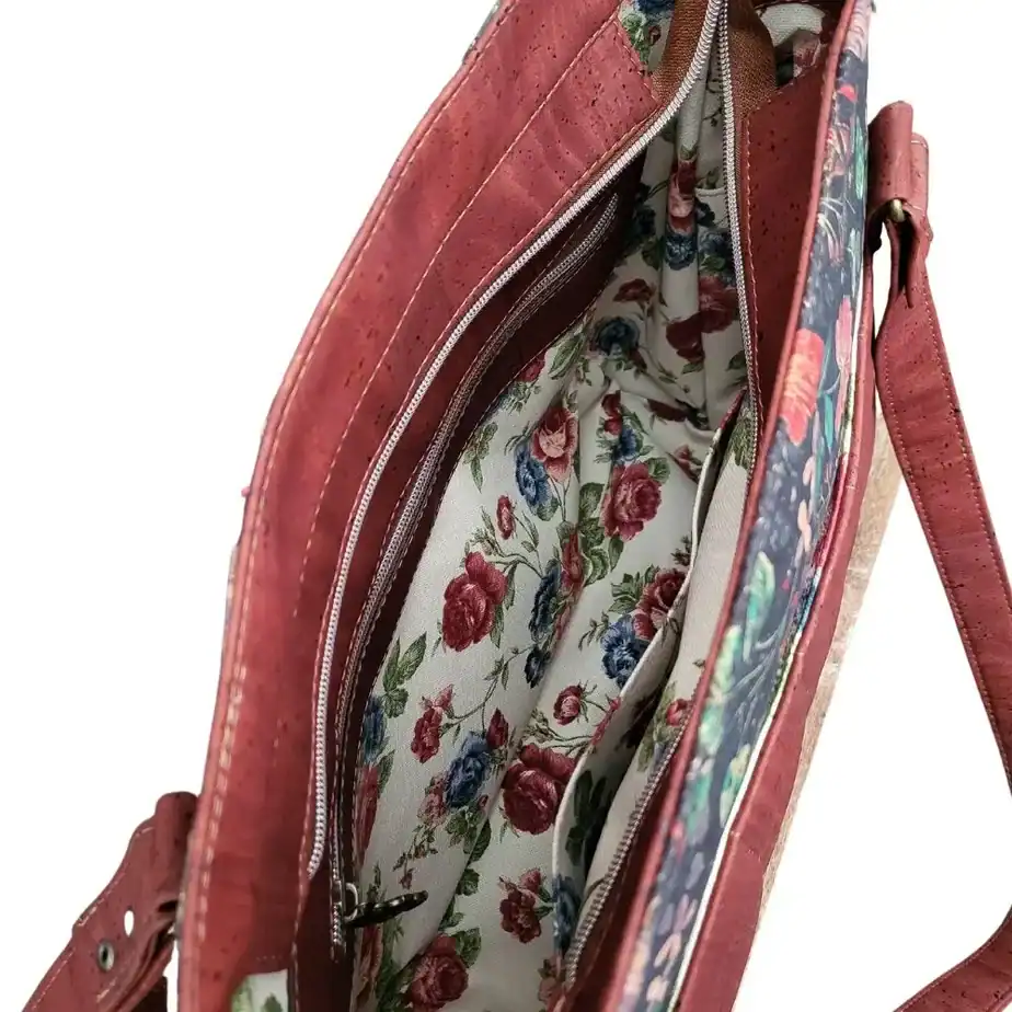 Schoudertas rood met vlinders binnenkant Rode schoudertas kurk binnenkant