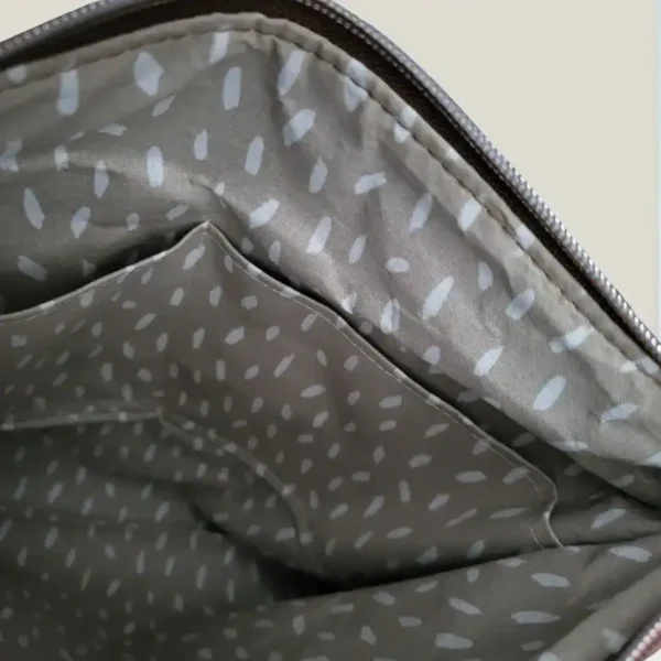 Kurk tas bruin met 3 rits vakken binnenkant crossbody kurk tas vlinders met 3 ritsen binnenkant