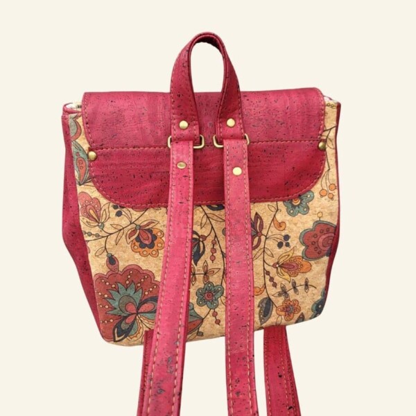 Klein rugtasje rood kurk achterkant Kleine rugtas rood kurk achterkant