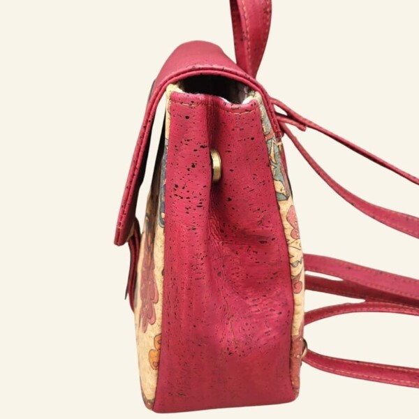 Klein rugtasje rood kurk zijkant Kleine rugtas rood kurk zijkant