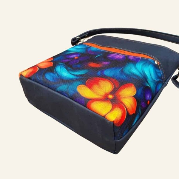 Kleurrijke crossbody tas van kurk overzicht