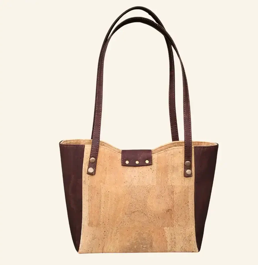 Schoudertas naturel met bruin kurk achterkant