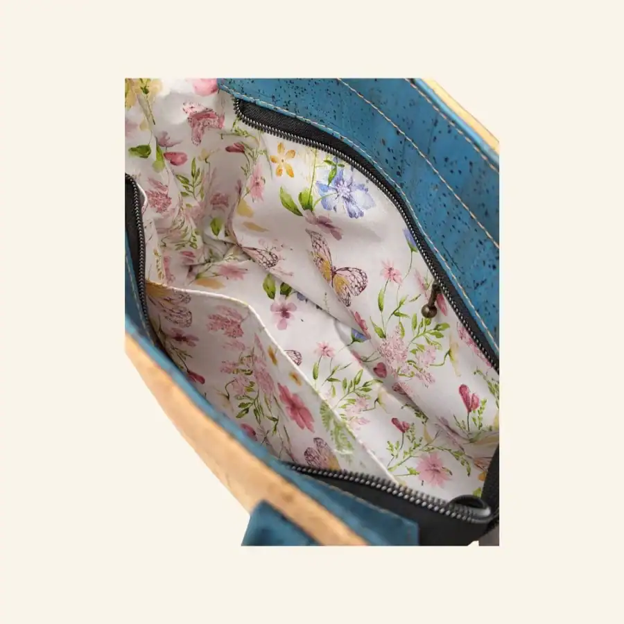 Handtas naturel met blauw kurk binnenkant